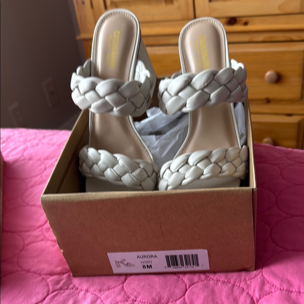 Women's Braided Sandals - Cream